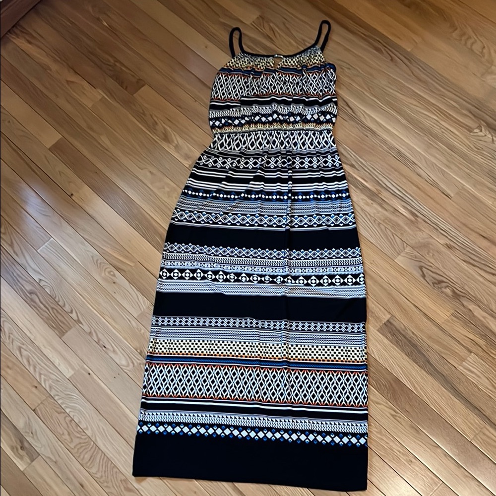 White House Black Market Black and White Spaghetti Strap Maxi Dress